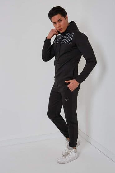 mokra likra trenerke: TOP MODELI Likra 
 Cena 4400 dinara
 S M L XL
 Moguca zamena — 2