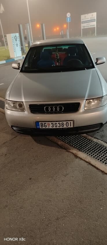 Audi A3: 1.6 l | 2001 г. Hečbek na lalafo.rs Audi A3: 1.6 l | 2001 г. Hečbek