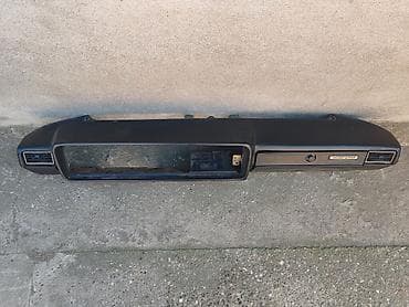 katadiopter na autu: Instrument tabla Lada 2107 Riva, Lada 2104 Karavan br.4. Polovno — 2