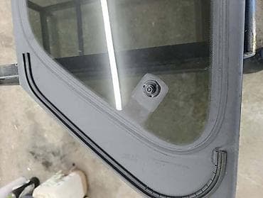 sef za lovacke puske: STAKLO ZADNJA LEVA VRATA ZA CITROEN C4 CACTUS OD 2014. DO 2018. GOD — 1