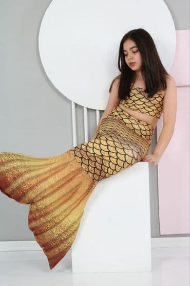 kupaci donji delovi: Trodelni sirena kupaći do 12 godina - 2800 din — 3