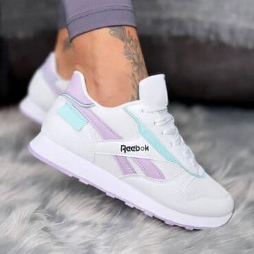 mercurial patike: Reebok classic patike

Novo
Brojevi 36 do 41

fb Moja Kupovina 1 — 1