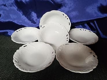 Kitchenware: Porcelanske,vintaz,nove cinije za sladoled. Porcelanske posude — 1