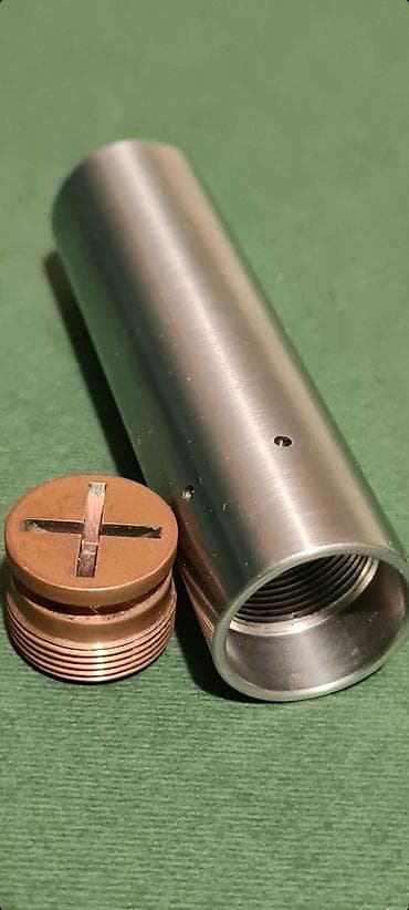 prodajem sat: * Na prodaju sa postavljenih slika set od tri paketa koji sadrže — 5