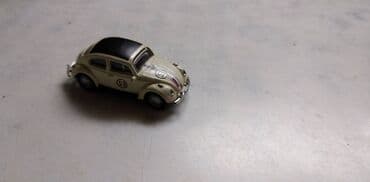 trotinet na dva tocka: Schuco VW Beetle Herbie ocuvan,odlomljen deo branika(Treba zalepiti) — 1