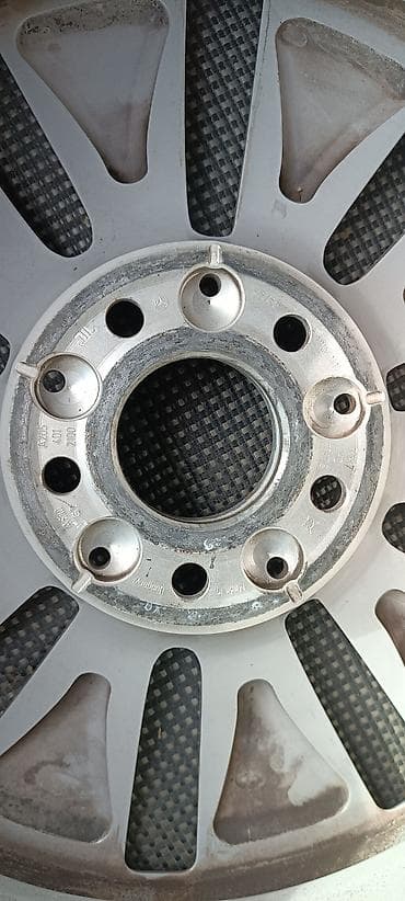 pumpe za dušeke: Originalne aluminijumske felne – Mercedes-Benz C-klasa W205 — 3