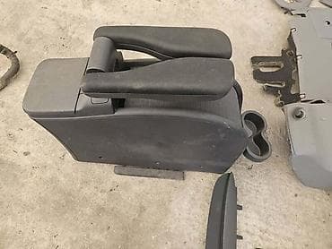 naslon za ruku: PLASTIKA KASETA NASLON ZA RUKU ZA RENAULT SCENIC — 3