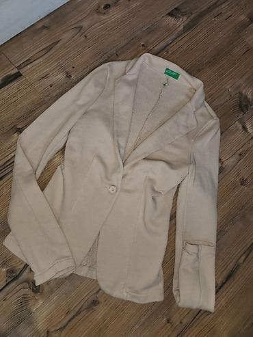 body od: Ženski sako United Colors of Benetton - Model: klasičan sako sa — 3