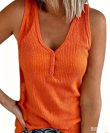 pull and bear jakne cena: 06. Akcija!!!
DVE MAJICE 1.600 dinara H — 5
