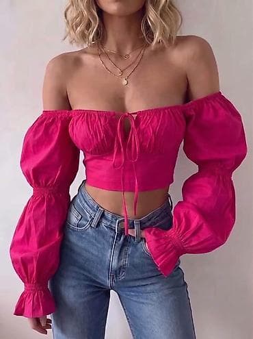 Ženska crop bluza sa spuštenim ramenima i puf rukavima Bluza: 2300