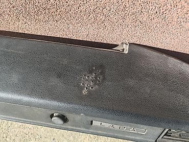 Kancelarijski nameštaj: Instrument tabla Lada 2107 Riva, Lada 2104 Karavan br.1. Polovno — 3