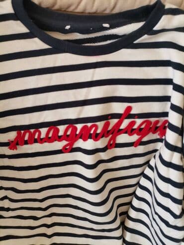 Muška obuća: Izuzetno lep i prijatan, kao nov, prugasti pamučni duks. Obucen — 2