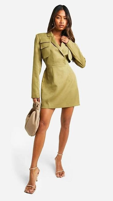 Mini haljina-sako u maslinasto zelenoj/khaki boji - Kroj: mini