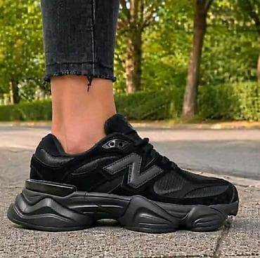 nike tn 4: NB 9060
36 do 41 za samo 4400 din
PK🌛 — 8