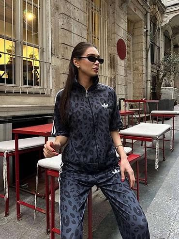 Muška obuća: Komplet: 5000 dinara
Vel: S M L
Uvoz Turska — 5