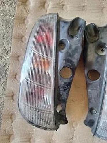 amortizeri za apn 4: LANCIA Y STOP SVETLO BELO RESTAJLING | Stop svela lancia y — 4