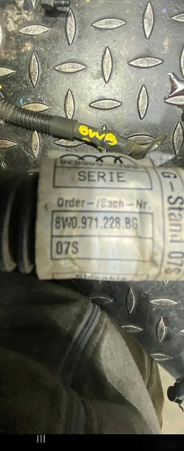 rosule ili rolsue: AUDI A4 A5 PLUS KABAL 8W0971228BG | Audi delovi ALTINA zemun — 4