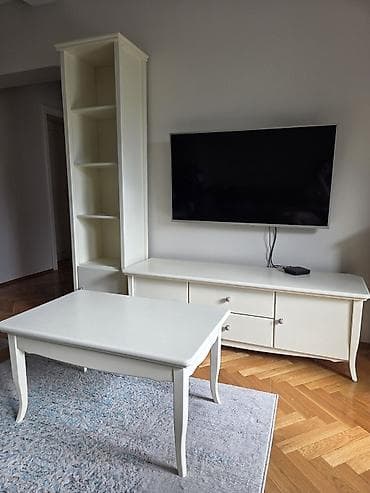 dormeo me: Komplet dnevne sobe – vitrina, komoda i klub stocic. Bez ikakvih — 2
