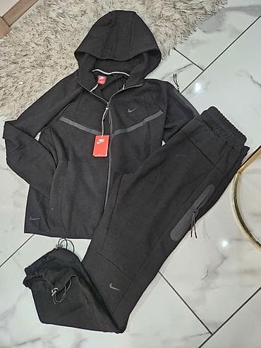 trenerke od plisa: Komplet trenerka Vrhunski kvalitet Velicine S m l xl xxl Cena 5800 — 1