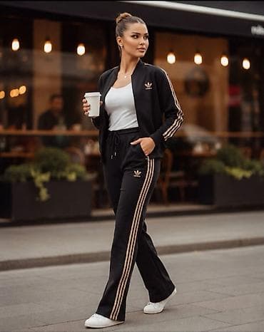 zenske plisane trenerke prodaja: Zenske trenerke 
S m l xl 2xl 
3599 din — 4