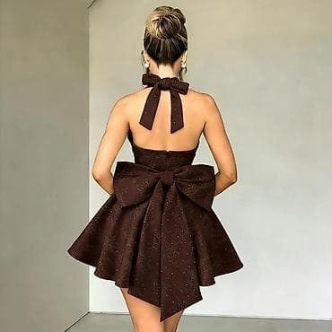 svecane sandale ravne: 🔥Koktel mini haljina sa vezivanjem oko vrata i dubokim V dekolteom — 2