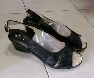 c a papuce: Sandale, 40 — 6