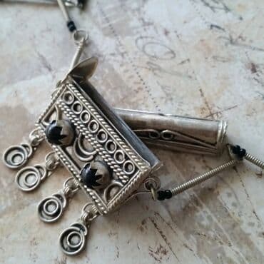 ugg bez: Originalna tribal ogrlica iz Maroka Berberski rad Legura srebra — 2