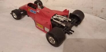 autici kolekcionarstvo: Burago formula 1 Ferrari 1:24,fali z.spojler,izgreban odozdo — 3