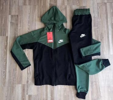 new yorker ужице – слике: Nike, Komplet: Pantalone, Duks — 11