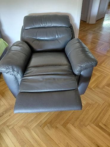 numanovic dvosedi na razvlacenje: Kožna recliner fotelja sa električnim mehanizmom - Materijal — 5