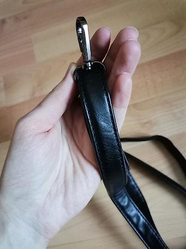 givenchy torba: Kaiš za torbu POKLON UZ KUPOVINU. Nekorišćen kaiš za torbu. Torba je — 3