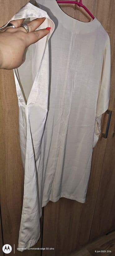 enigma haljine: H&M XL (EU 42), color - Beige, Oversize, Short sleeves — 6
