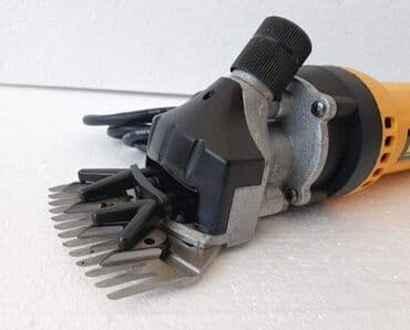 masine za sisanje ovaca: Prodajem novu i kvalitetnu mašinu za šišanje ovaca DEWALT u koferu sa — 7