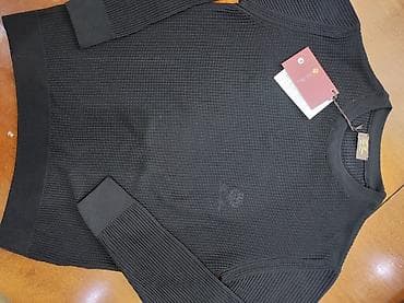 Muška odeća: Muški džemperi – brendirani, klasičan kroj, okrugli ili V izrez — 9