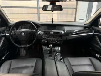 new yorker stvari: Stanje: Polovno vozilo Marka BMW Model 520 Godište 2011. Kilometraža — 5