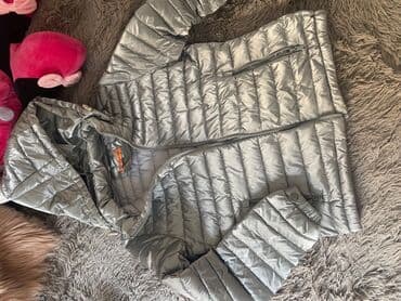 pull and bear bomber jakna: Zimska jakna 2500 din — 2