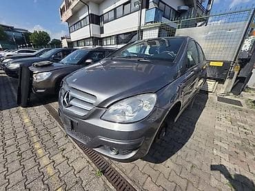 mercedes e class: MERCEDES BENZ B KLASA 2010. GOD. - KOMPLETAN AUTO U DELOVIMA | — 2