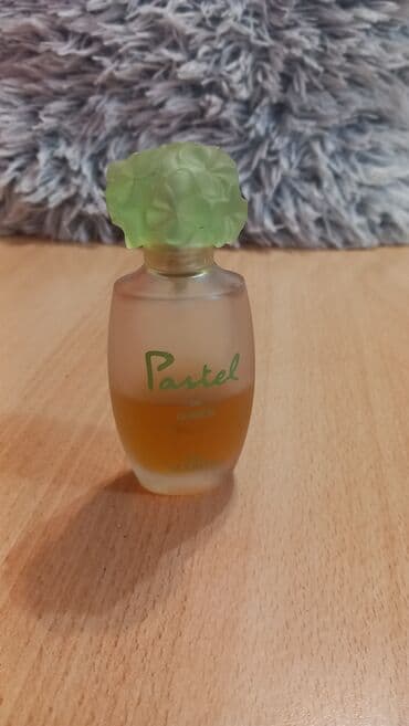 rucno radjene cipele zemun: Ženski parfem, Original — 1