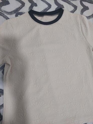 Women's Clothing: Ženska majica, velicina m — 2