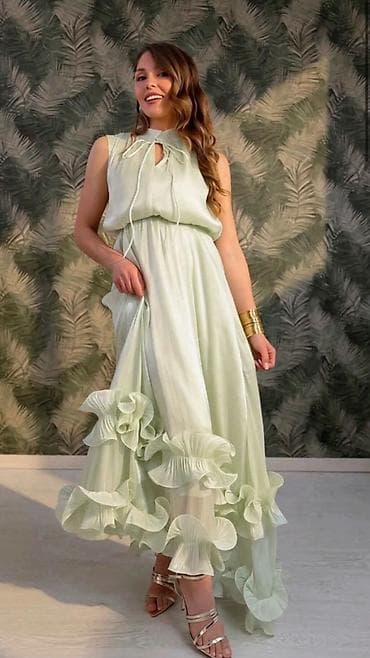 boho haljine 2023: Haljina maxi dužine sa volanima. - Romantična, lepršava duga haljina — 3