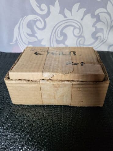 set za farbanje jaja: Postolja nova za kuvana jaja 70,80te. Postolja komada 6 u — 11