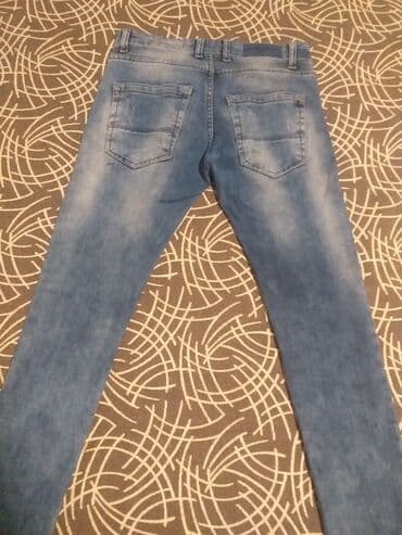 Swimsuits: Montobene farmerice obucene samo dva tri puta placene 3800 kao nove su — 2