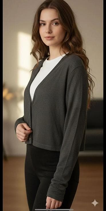 Dukserice: Ženski kardigan na kopčanje, tamnosive boje. - Kroj: kraći (cropped) — 1