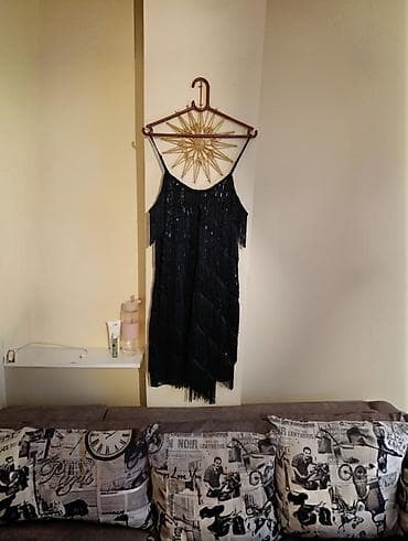 north face papuce: Crna haljina sa resama i šljokicama - Stil: koktel/veče, inspiracija — 1