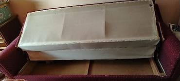 Stilske sofe: Trosed na razvlačenje sa kutijom za posteljinu + tabure+fotelja Lično — 3