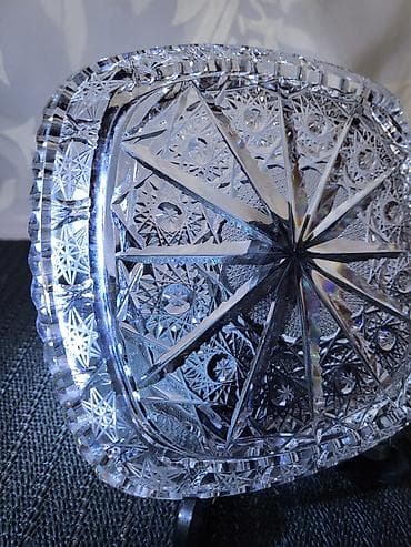 Food products: Bohemija nova kristal bombonijera tkz.kraljevski rad 70te.god — 5