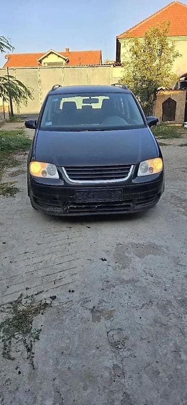 TOURAN DELOVI 1.6 FSI | Kompletan auto u delovima ispravan vozno — 5