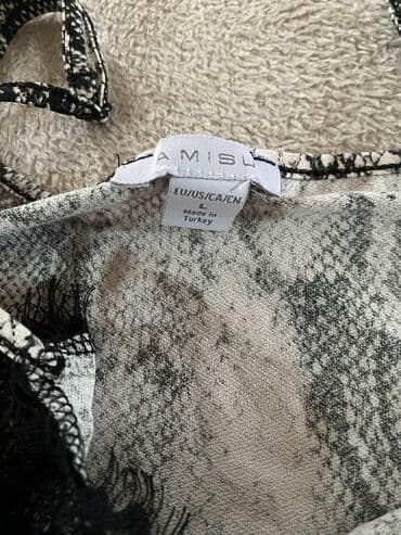 burberry majica cena: Majica L vel zmijski print — 2