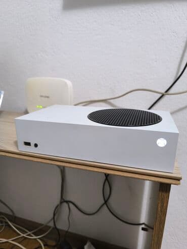 xbox one prodaja: Xbox Series S U kompletu dobijate: - Konzola - Dzojstik - Hdmi kabl - — 1