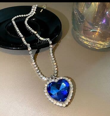 srebrna ogrlica detelina: Ogrlica sa priveskom — 1